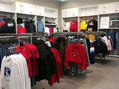 -H&M(鹏欣水游城店)