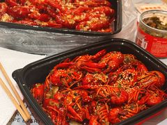 -肥肥虾庄·金牌油焖大虾(汉口城市广场店)