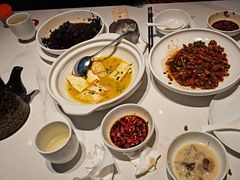 -老长沙湘菜馆(凤凰路店)