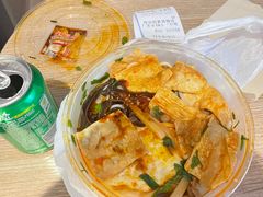 -杭州西湖湖滨银泰亚朵酒店