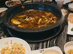 -老船舫·现做活鲜鱼馆(东郊记忆店)