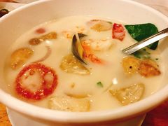 -J Daeng Seafood