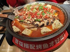 -江河里麻辣烤鱼(奉贤宝龙广场店)