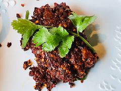 糊辣牛肉条-小龙翻大江·小龙坎臻选店(太古里店)