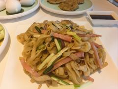 三丝炒河粉-新海利海鲜城·41年珠海老字号(夏湾店)