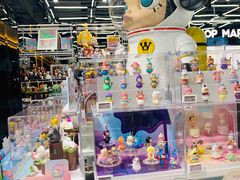 -泡泡玛特POPMART(侨福芳草地店)