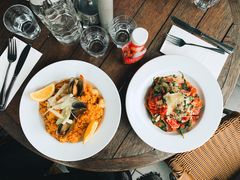 -Bully Hayes Restaurant & Bar