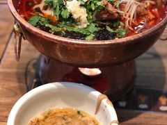 -成都你六姐·牛肉冒菜(上海环宇荟店)