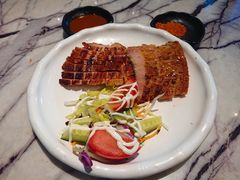 碳烧猪颈肉-凯荟·不止酸菜鱼(广州鸿德国际店)