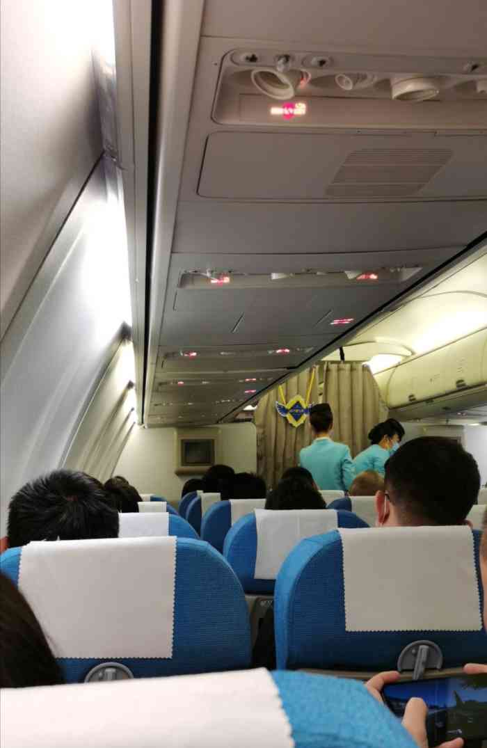 厦门高崎国际机场-t3航站楼-"t3航站楼算是厦门航空的专属航站吧!厦.