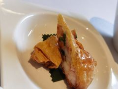 香煎鲜虾腐皮卷-成都瑞吉酒店·宴庭中餐厅