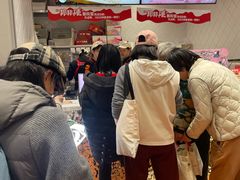 -DQ·蛋糕·冰淇淋(大宁国际商业广场店)