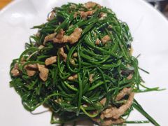 -大众跷脚牛肉馆·非遗传承单位(峨眉山店)