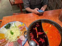 -周小明火锅(黑金冠社区店)