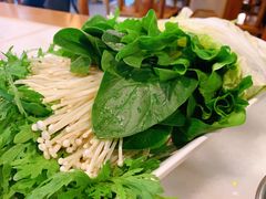 绿色时蔬大拼-京门老爆三·铜锅涮肉 爆肚(望京店)