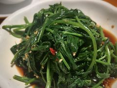-益华家菜屋(世茂店)