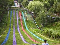 -雪山彩虹谷景区