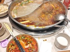 -肖肖酸萝卜鱼火锅(总店)