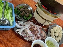 连州果园鸡-威邵鸡煲(西华路总店)