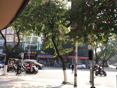 -爱民螺蛳粉(育才路店)