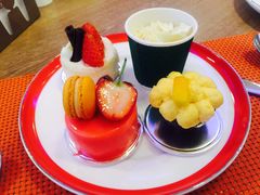 -咖啡苑自助餐厅·中国大饭店
