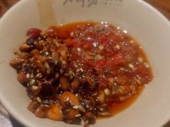 -老牌坊云南鱼豆花火锅(嵩山店)
