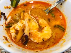 -Chom Cafe and Restaurant