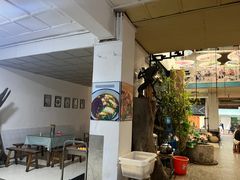 -余庆小吃(小吃一条街店)