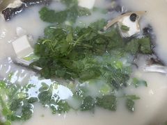 -姜君·千岛湖鱼头馆(浦东大道店)