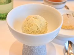牛油果冰激凌-荣府宴(南阳路店)