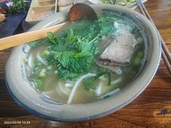 牛肉米线-云上千禾(水上店)