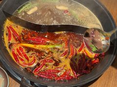 -巴卤社老火锅(财富店)