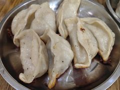 -黄阿姨锅贴大王(万航渡路店)