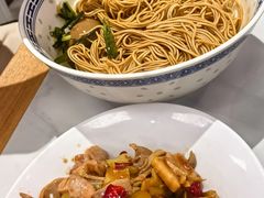 -鲁达面馆本帮风味(共康东路店)