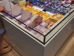 面包甜点陈列柜-好利来(熙地港店)