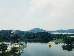 -上海佘山世茂艾美酒店