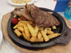 -香港新发烧腊茶餐厅(万象店)