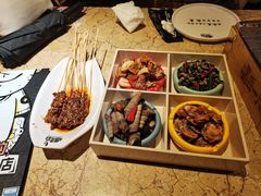 -喝丢一只鞋辣炒海鲜小烧烤(三八广场店)