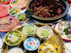 -卤校长老火锅毕节店(招商花园城店)