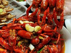 -肥小宝·金牌油焖大虾(襄阳龙虾地标店)