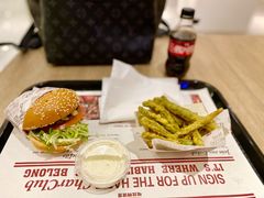 -The Habit Burger Grill 哈比特汉堡(复兴soho店)