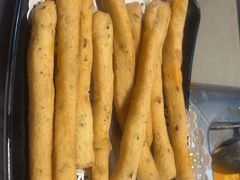 -海底捞火锅(杭州滨江九宜城店)
