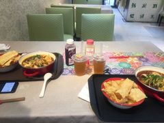 -丽丽三鲜螺蛳粉(田林路店)