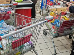 -家乐福(川沙店)