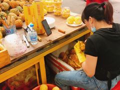 -三亚新鸿港水果一级批发市场