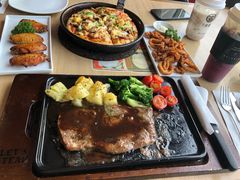 -必胜客(东兴商厦店)