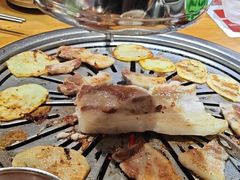 -老炉家木炭烤肉(长江国际店)