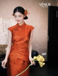 -维纳斯婚纱礼服租赁馆