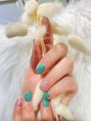 -潮店·虞妃妮轻奢美甲美睫馆