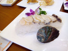 生吃鲍鱼-千惠生鱼片(连红小区店)